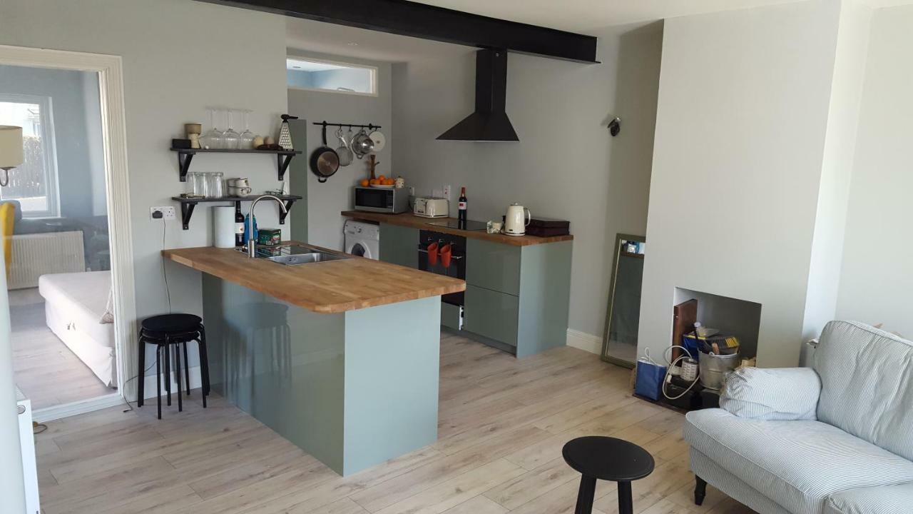 אניסקרון Our Holiday Home מראה חיצוני תמונה