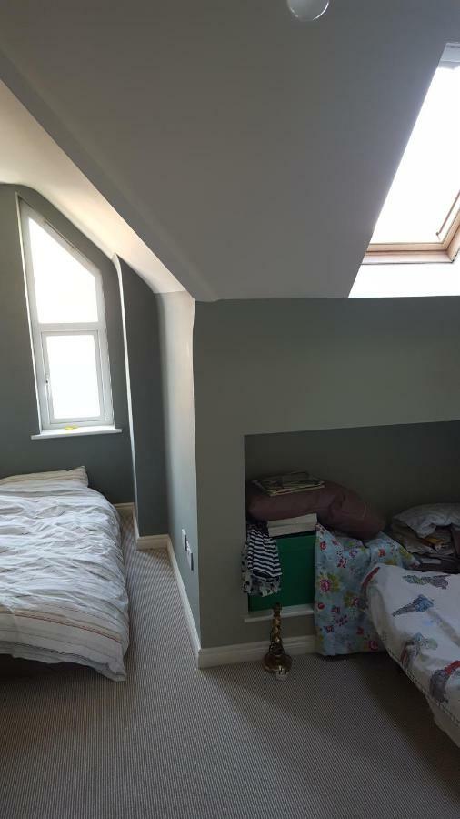 אניסקרון Our Holiday Home מראה חיצוני תמונה